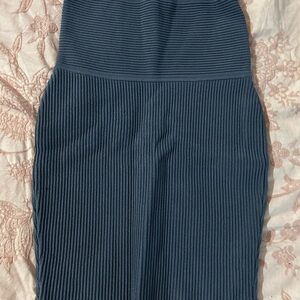 Elegant Blue Ribbed Pencil Skirt